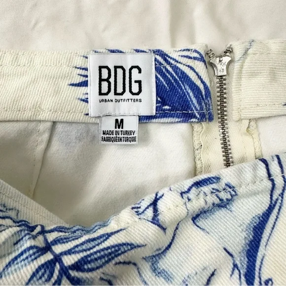 Urban Outfitters BDG Blue and White Angel Print A-line Mini Skirt - Picture 8 of 11